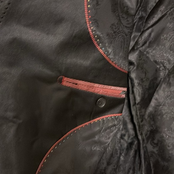 SIZE XL men’s dress jacket. With bow tie , Bought at spirit Halloween . - Picture 3 of 5